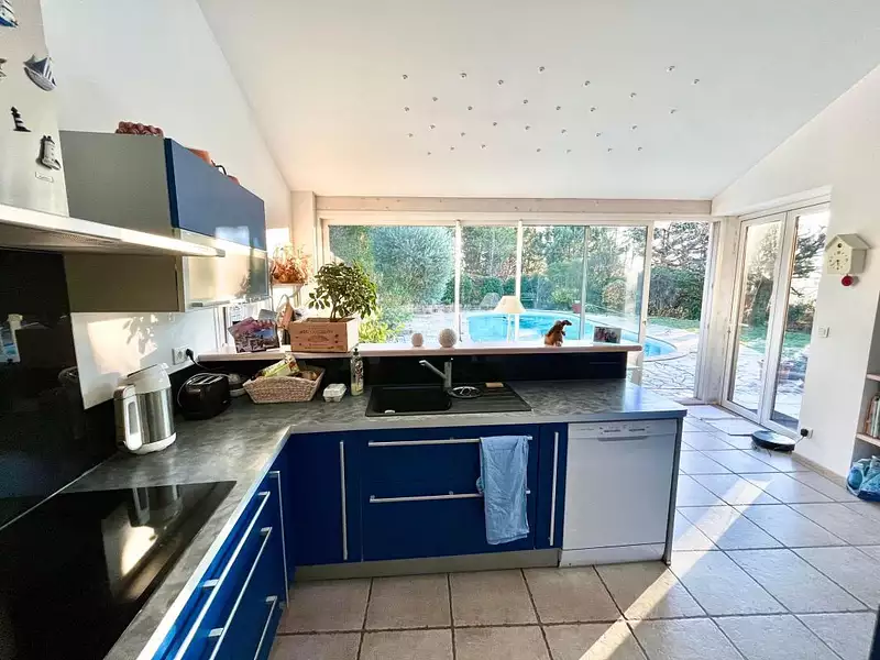 Maison, 220 m²