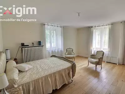 Maison, 330 m²