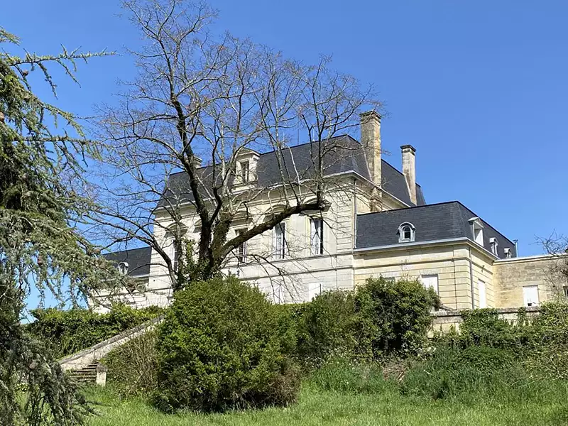 Maison, 2 500 m²