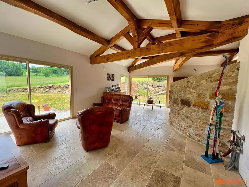 Maison, 230 m²
