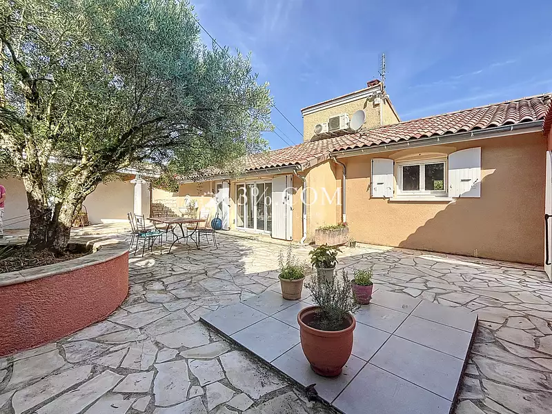 Maison, 182,45 m²