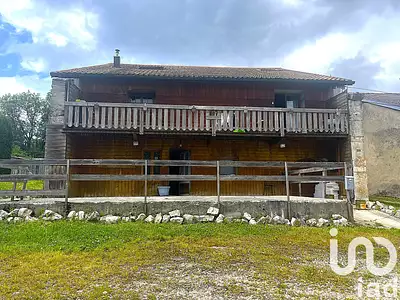 Maison, 215 m²