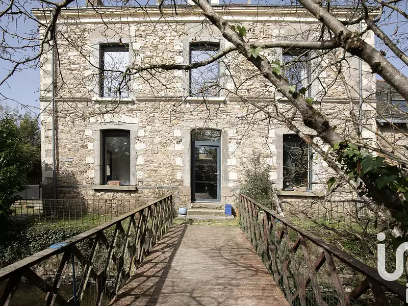 Maison, 247 m²