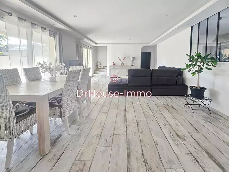 Maison, 153 m²