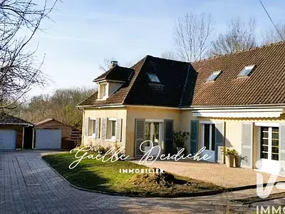 Maison, 210 m²