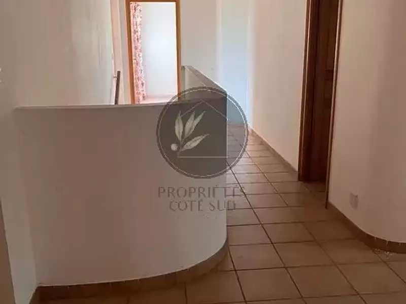 Maison, 231 m²