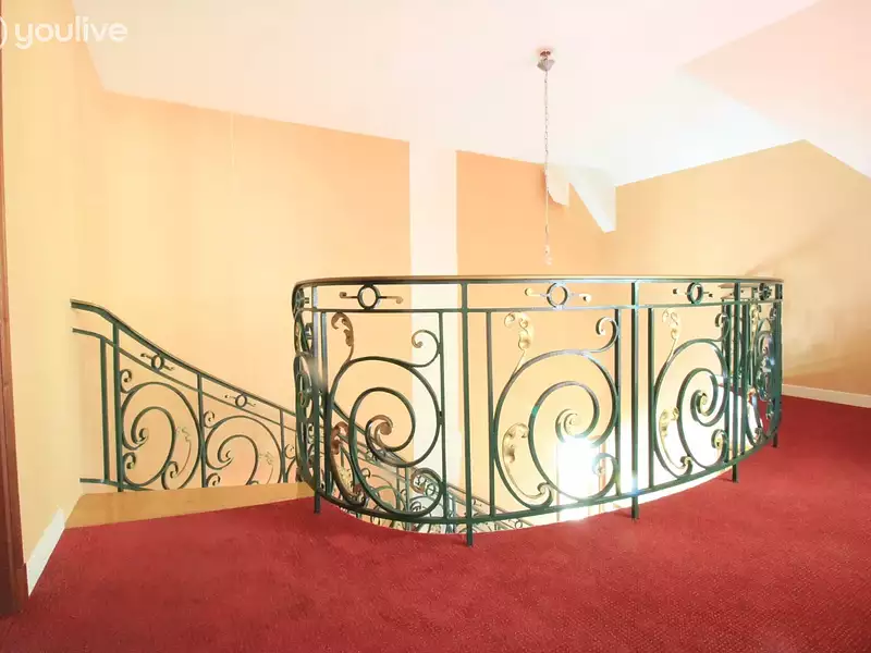Maison, 316 m²