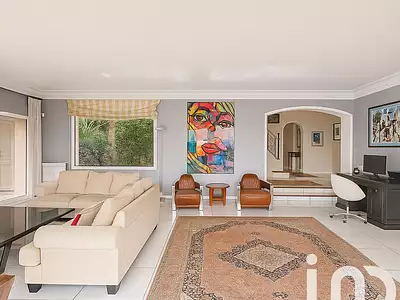 Maison, 320 m²