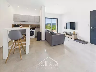 Maison, 166 m²