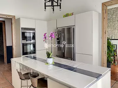 Maison, 180 m²