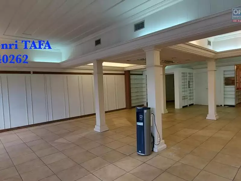 Divers, 379 m²