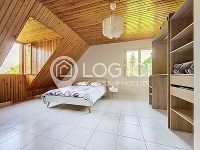 Maison, 202 m²