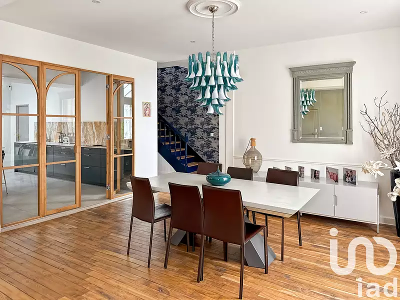 Maison, 220 m²