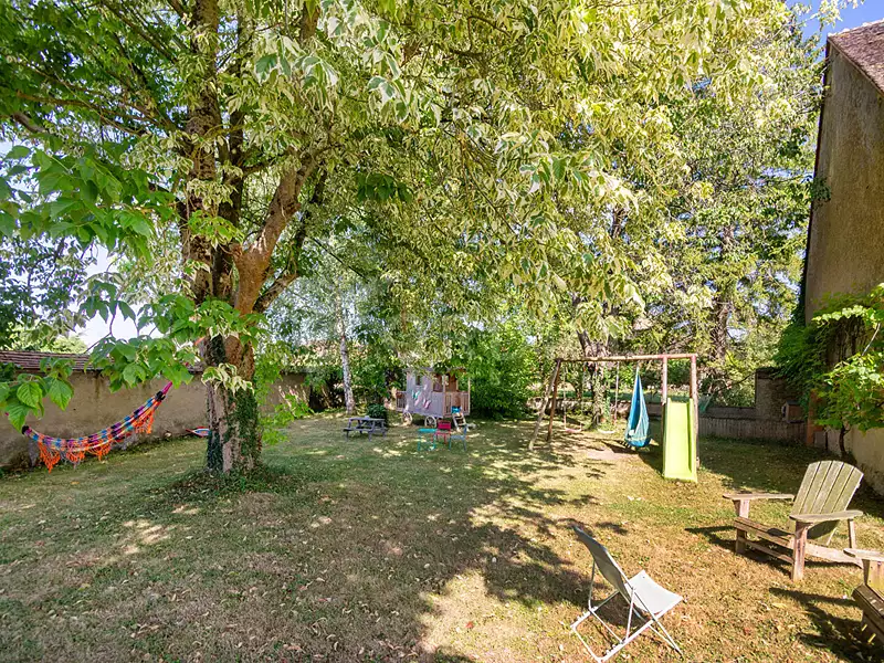Maison, 245 m²