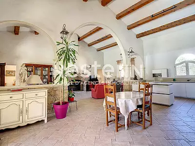 Maison, 172 m²