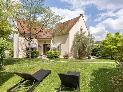 Maison, 169 m²