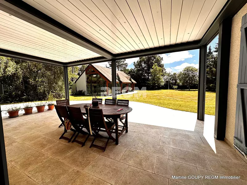 Maison, 250 m²