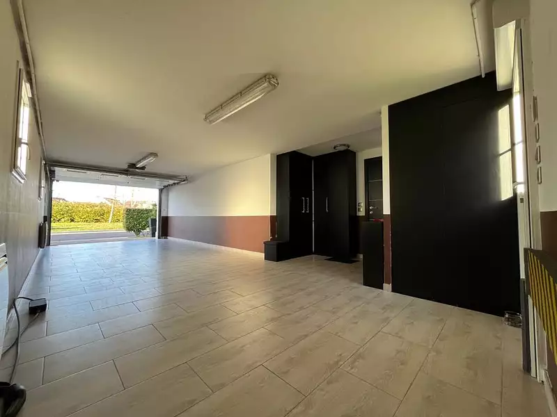 Maison, 340 m²