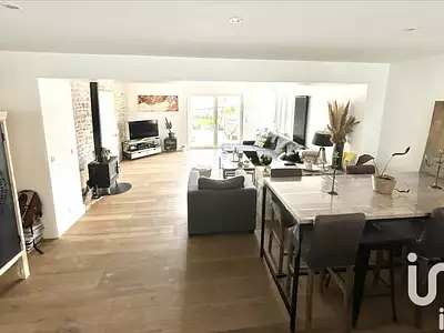 Maison, 210 m²