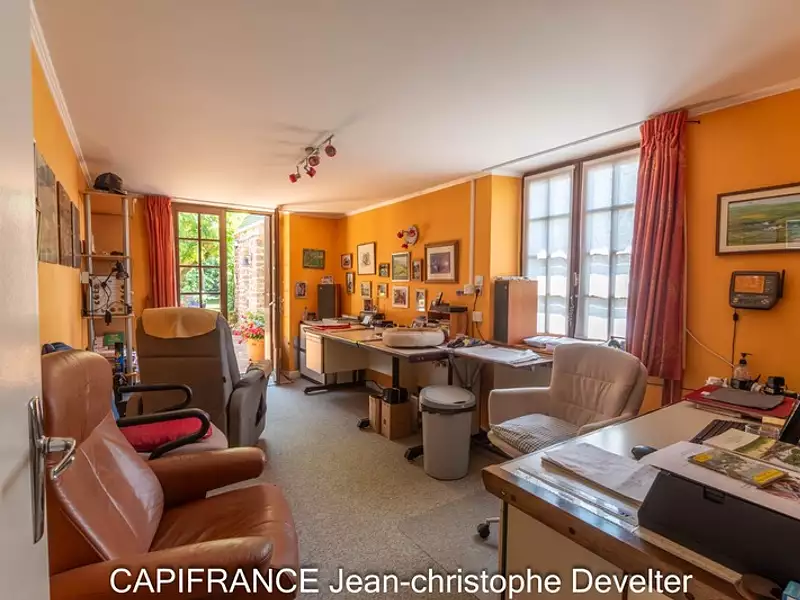 Maison, 250 m²