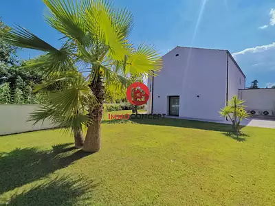 Maison, 220 m²