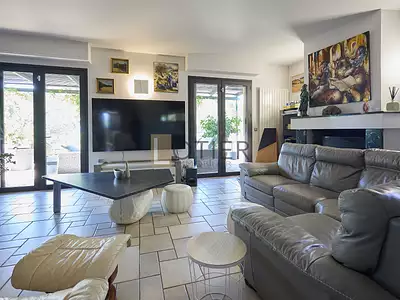 Maison, 320 m²
