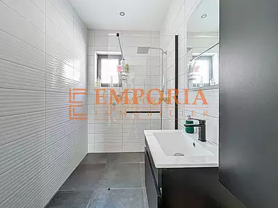 Maison, 94 m²