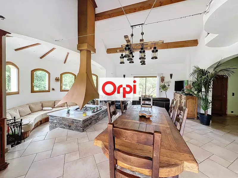 Maison, 173 m²