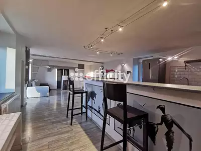 Maison, 167 m²