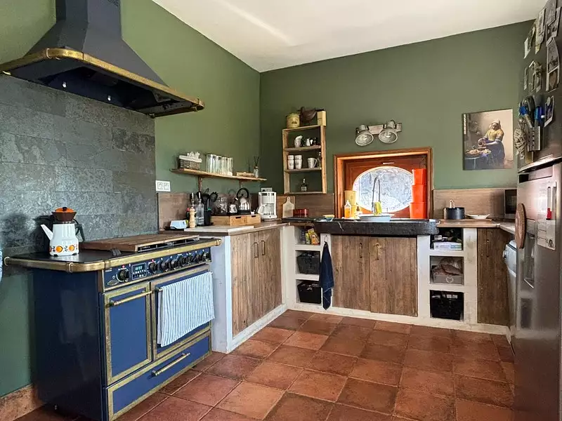Maison, 253 m²