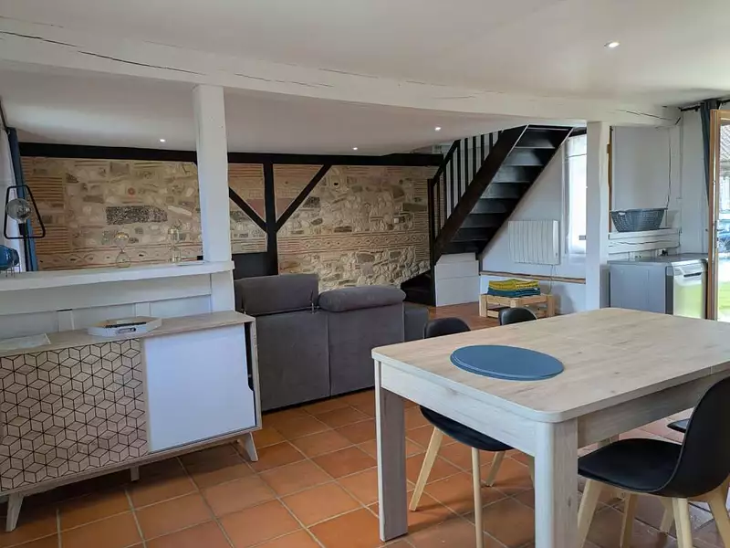 Maison, 900 m²