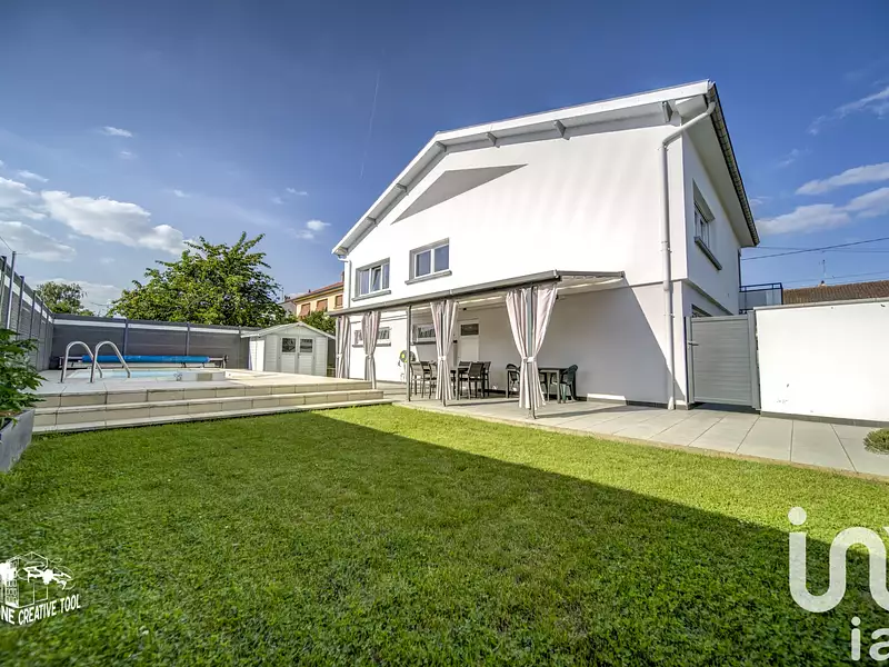 Maison, 180 m²