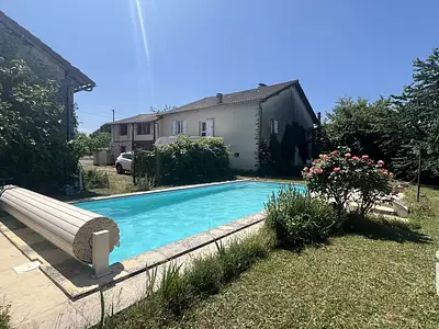 Maison, 254 m²