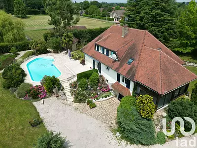 Maison, 216 m²