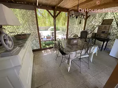 Maison, 235 m²