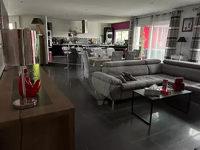 Maison, 186 m²
