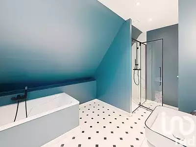 Maison, 166 m²
