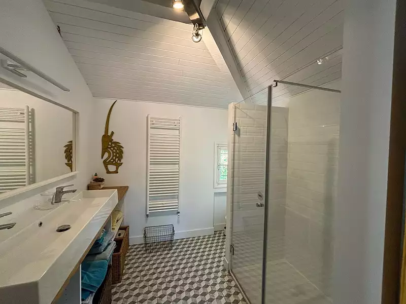 Maison, 192 m²