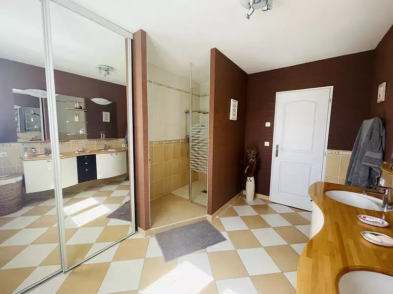 Maison, 130 m²
