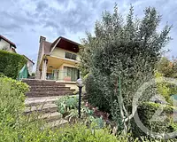 Maison, 215 m²