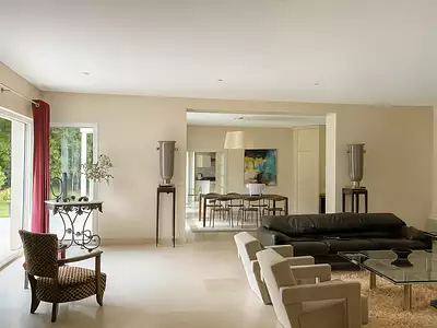 Maison, 245 m²