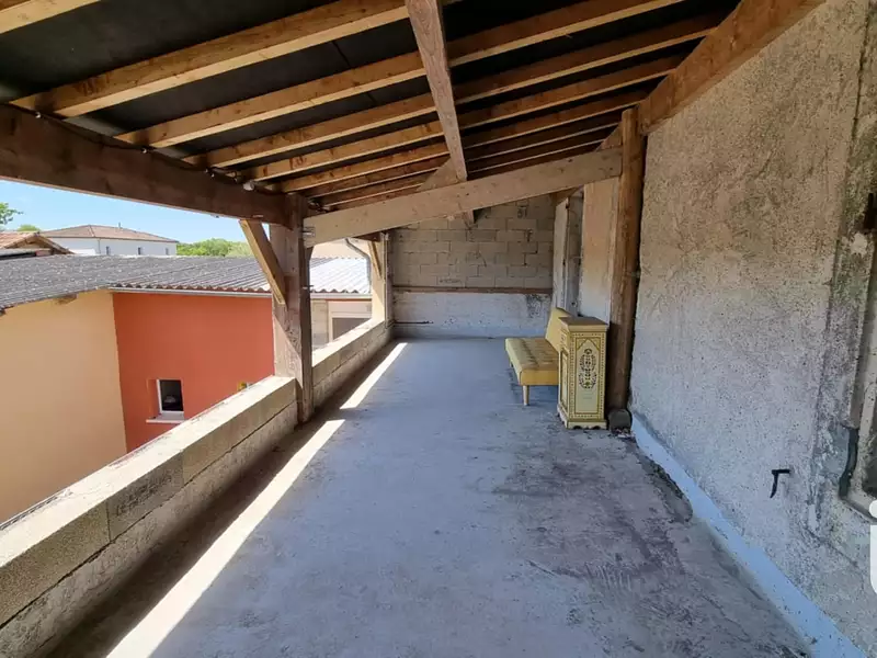 Maison, 166 m²
