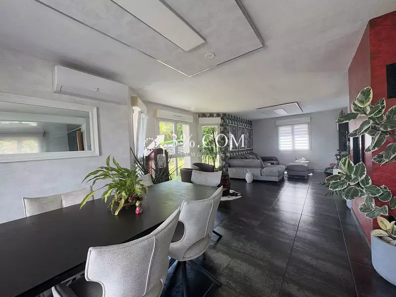 Maison, 125 m²