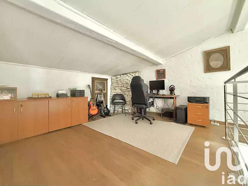 Maison, 240 m²
