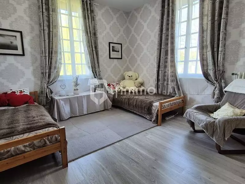 Maison, 370 m²