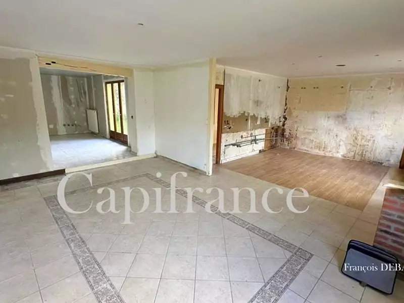 Maison, 176 m²