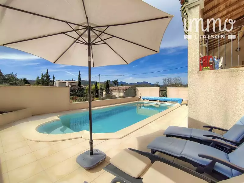 Maison, 102 m²