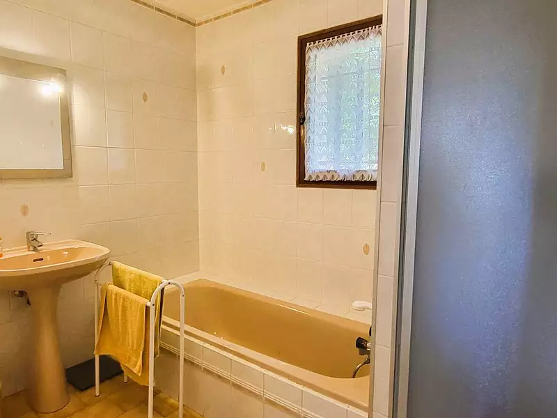 Maison, 244 m²
