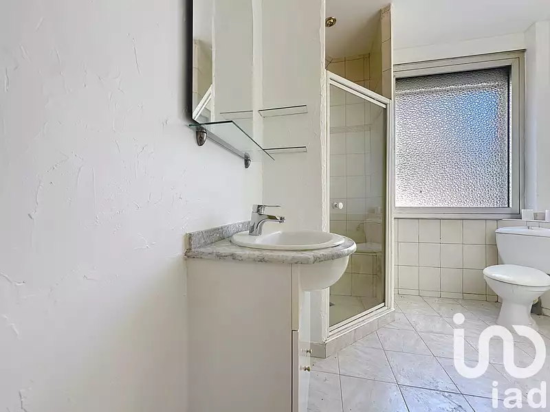 Immeuble, 235 m²