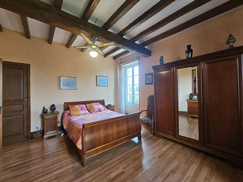 Maison, 310 m²